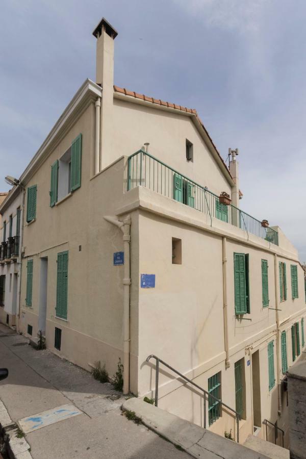 Апартаменты Stud Terras Corniche 2 Pers Stat Gratuit Rue Modif Suivt Possib Et Accord Exclusif Марсель